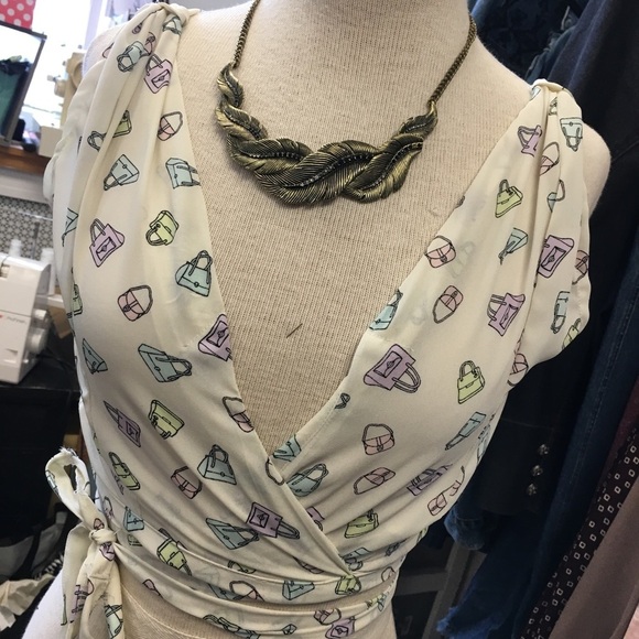 Handbag print wrap tank - Picture 8 of 9